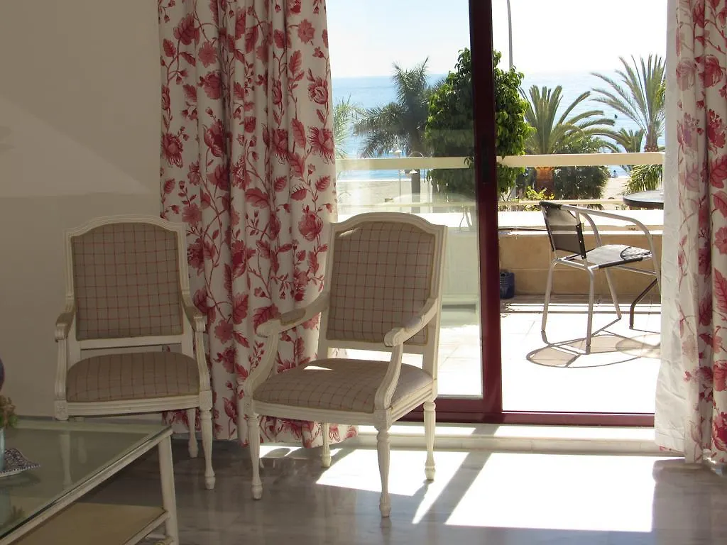 Apartment Home4Holidays Nerja